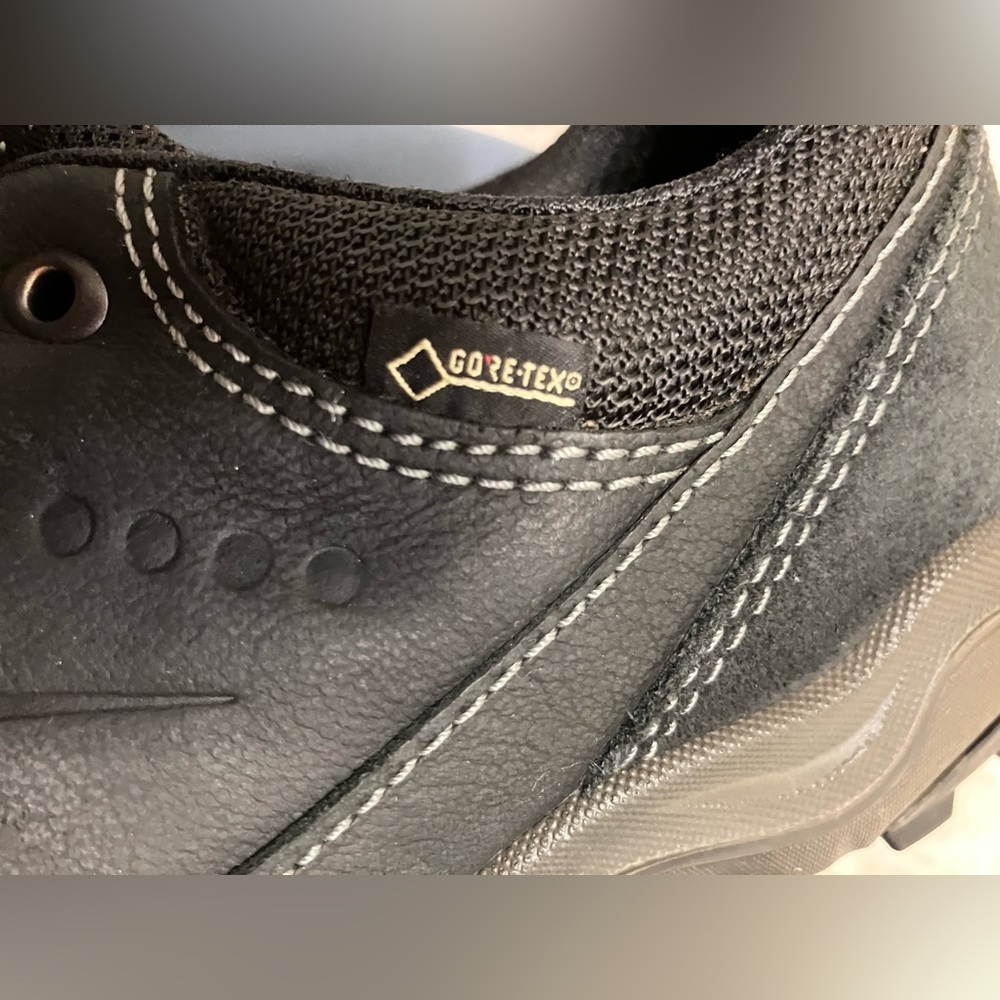 EUC ECCO Unisex Ulterra Gore-Tex Outdoor Hiking Leather Boot US 8-8.5/EU 39 - Picture 10 of 10